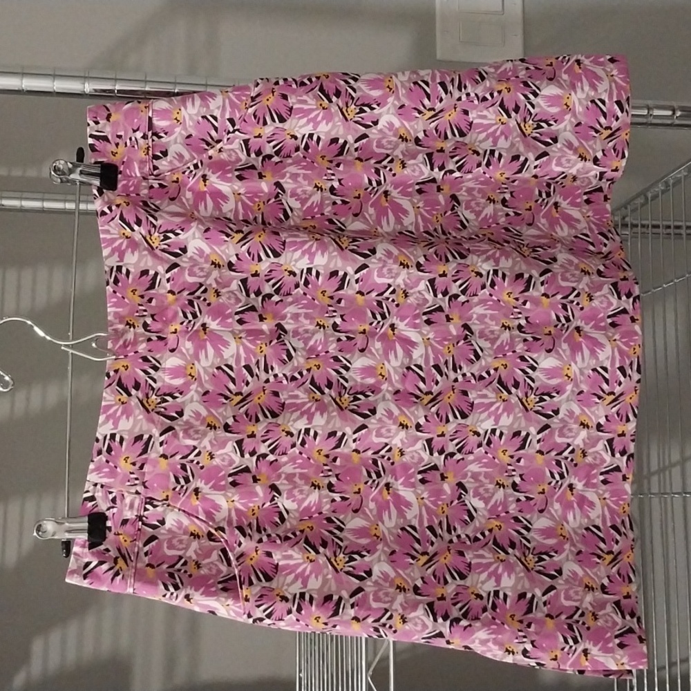 Sport Haley pink floral print skort EUC